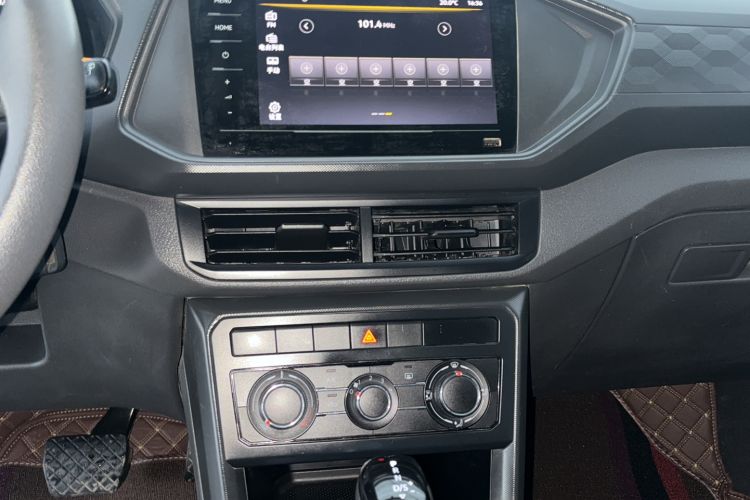 Used Volkswagen T-Cross 2023 1.5L Automatic Fashion Edition Audio And AC Panel