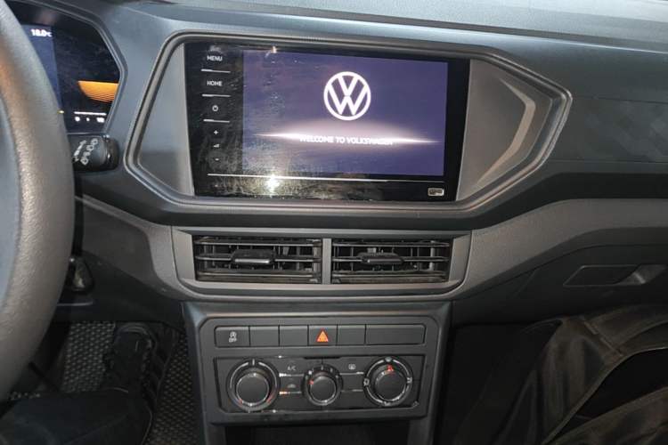 Used Volkswagen T-Cross 2023 Revised 1.5L Automatic Fashion Edition Audio And AC Panel