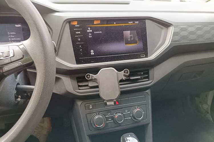 Used Volkswagen T-Cross 2023 1.5L Automatic Fashion Edition Audio And AC Panel