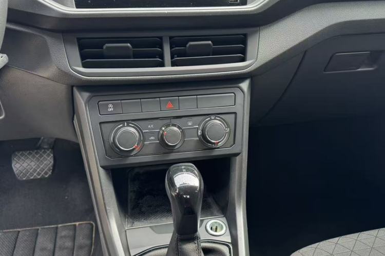 Used Volkswagen T-Cross 2023 Revised 1.5L Automatic Fashion Edition Audio And AC Panel