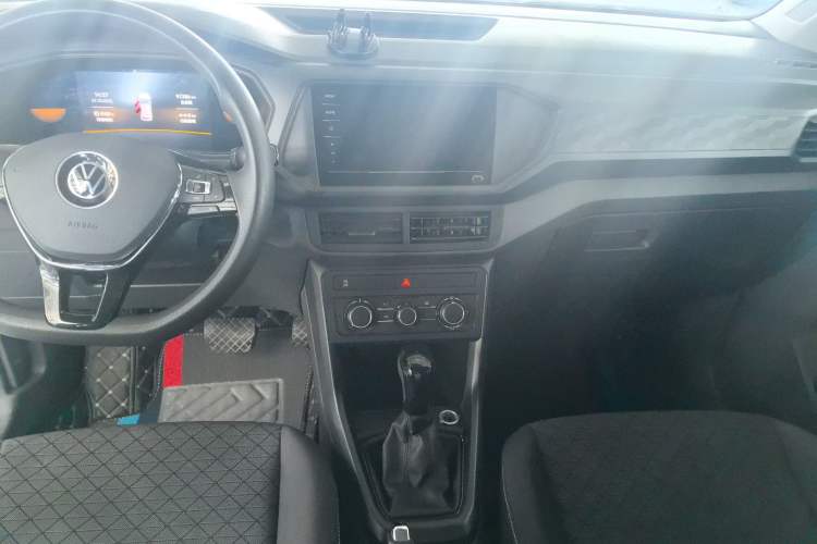 Used Volkswagen T-Cross 2023 1.5L Automatic Fashion Edition Audio And AC Panel