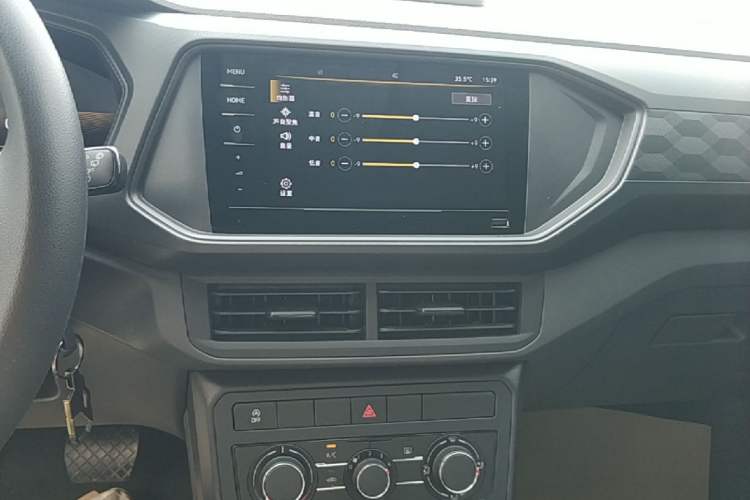 Used Volkswagen T-Cross 2023 Revised 1.5L Automatic Fashion Edition Audio And AC Panel