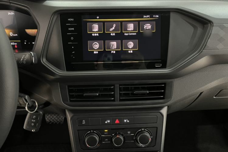 Used Volkswagen T-Cross 2023 Revised 1.5L Automatic Fashion Edition Audio And AC Panel