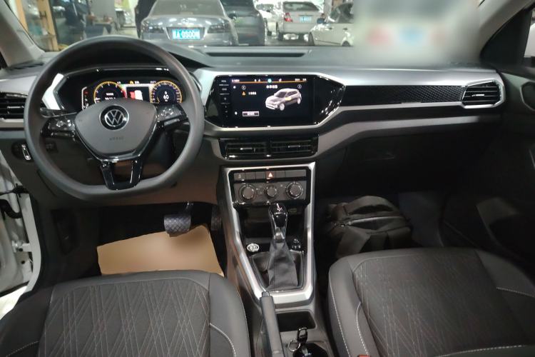 Used Volkswagen T-Cross 2023 300TSI DSG Comfort Edition Center Console
