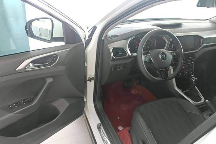 Used Volkswagen T-Cross 2023 300TSI DSG Comfort Edition Driver Seat