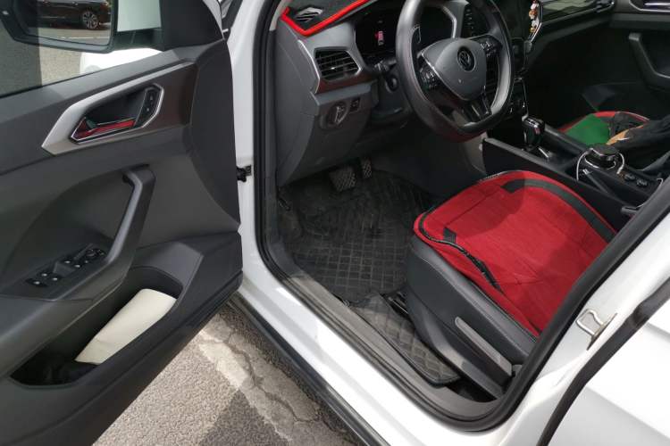 Used Volkswagen T-Cross 2023 300TSI DSG Comfort Edition Driver Seat