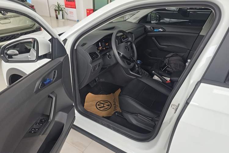 Used Volkswagen T-Cross 2023 Revised 1.5L Automatic Fashion Edition Driver Seat