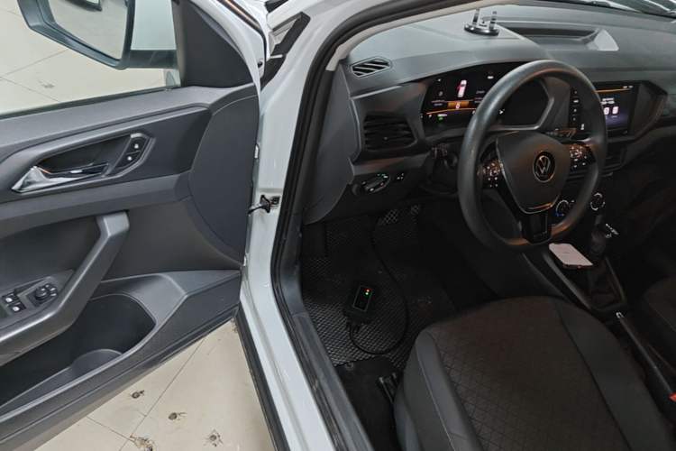 Used Volkswagen T-Cross 2023 Revised 1.5L Automatic Fashion Edition Driver Seat