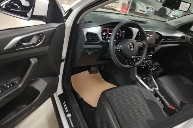 Used Volkswagen T-Cross 2023 300TSI DSG Comfort Edition Driver Seat