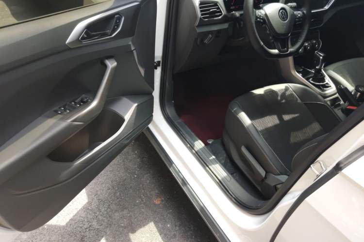 Used Volkswagen T-Cross 2023 300TSI DSG Comfort Edition Driver Seat
