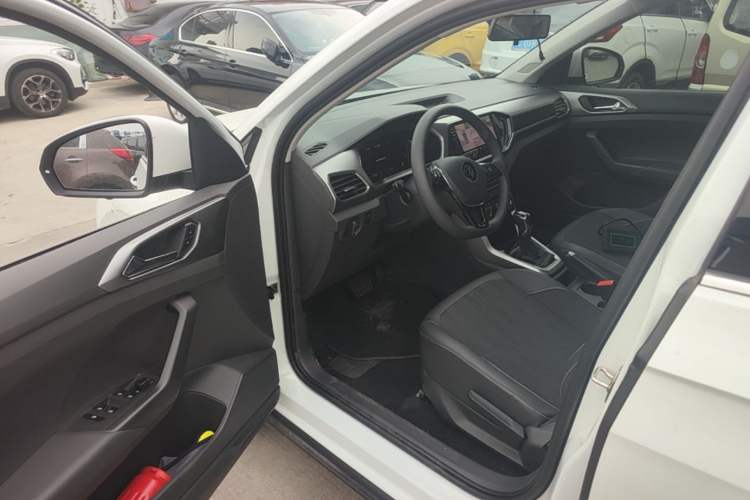 Used Volkswagen T-Cross 2023 300TSI DSG Comfort Edition Driver Seat