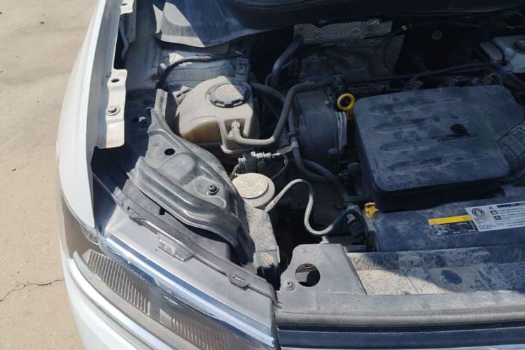 Used Volkswagen T-Cross 2023 1.5L Automatic Fashion Edition Engine Bay Right