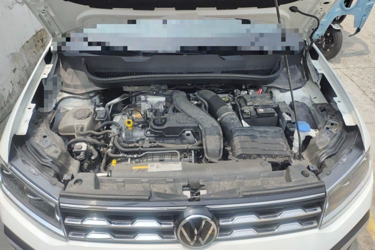 Used Volkswagen T-Cross 2023 300TSI DSG Comfort Edition Engine Bay