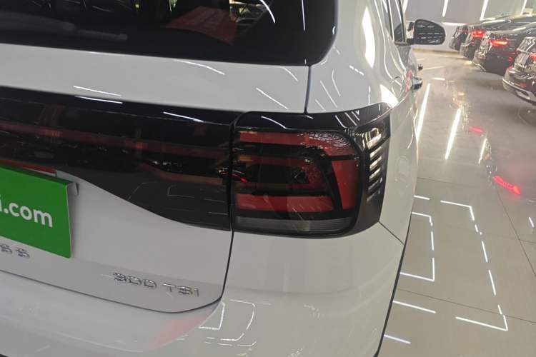 Used Volkswagen T-Cross 2023 300TSI DSG Comfort Edition Exterior 3
