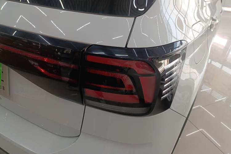 Used Volkswagen T-Cross 2023 Revised 1.5L Automatic Fashion Edition Exterior 3