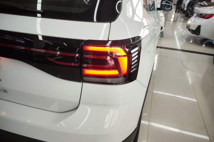 Used Volkswagen T-Cross 2023 Revised 1.5L Automatic Fashion Edition Exterior 3