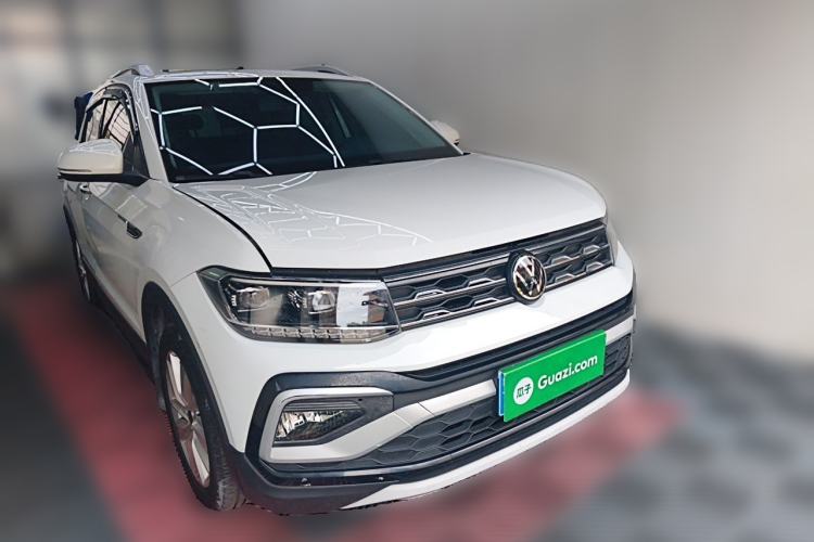 Used Volkswagen T-Cross 2023 300TSI DSG Comfort Edition Front Right 45 Deg