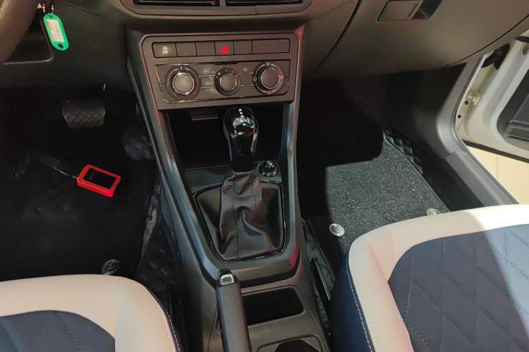 Used Volkswagen T-Cross 2023 1.5L Automatic Fashion Edition Gear Lever