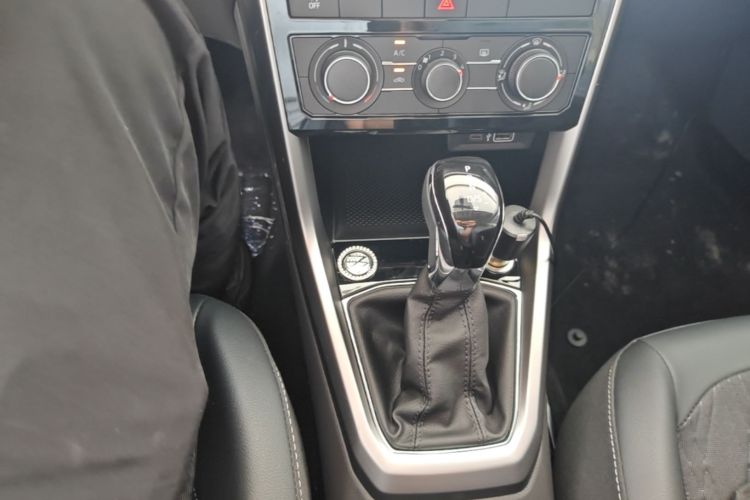 Used Volkswagen T-Cross 2023 300TSI DSG Comfort Edition Gear Lever