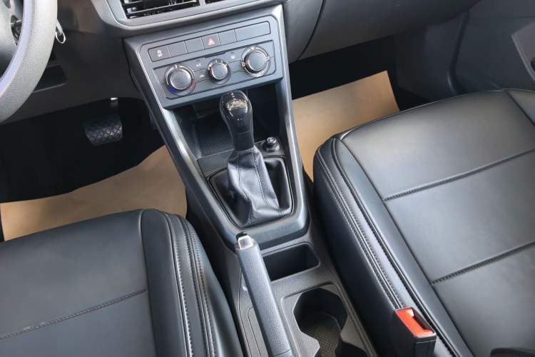 Used Volkswagen T-Cross 2023 Revised 1.5L Automatic Fashion Edition Gear Lever