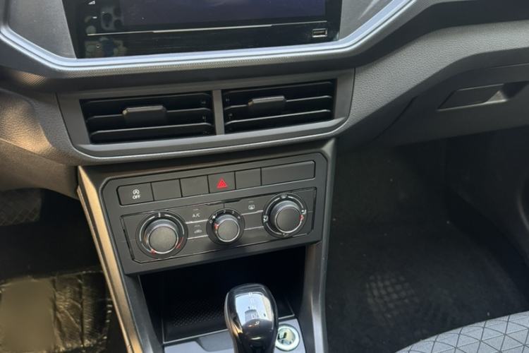 Used Volkswagen T-Cross 2023 Revised 1.5L Automatic Fashion Edition Gear Lever