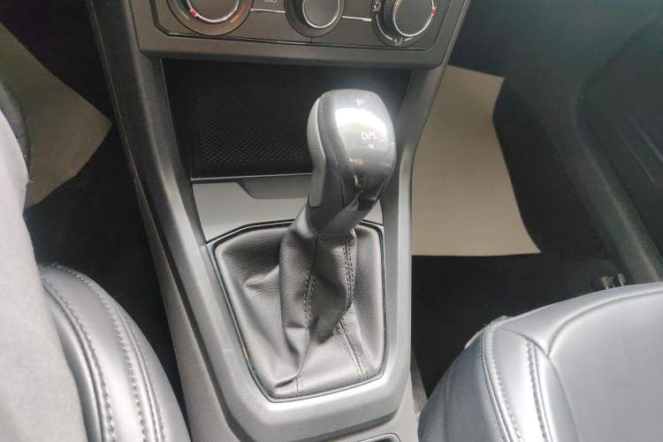 Used Volkswagen T-Cross 2023 Revised 1.5L Automatic Fashion Edition Gear Lever