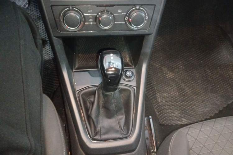 Used Volkswagen T-Cross 2023 Revised 1.5L Automatic Fashion Edition Gear Lever