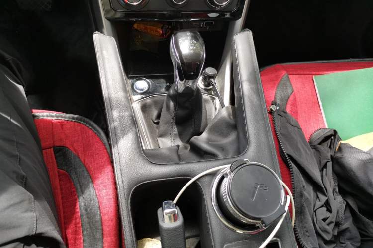 Used Volkswagen T-Cross 2023 300TSI DSG Comfort Edition Gear Lever