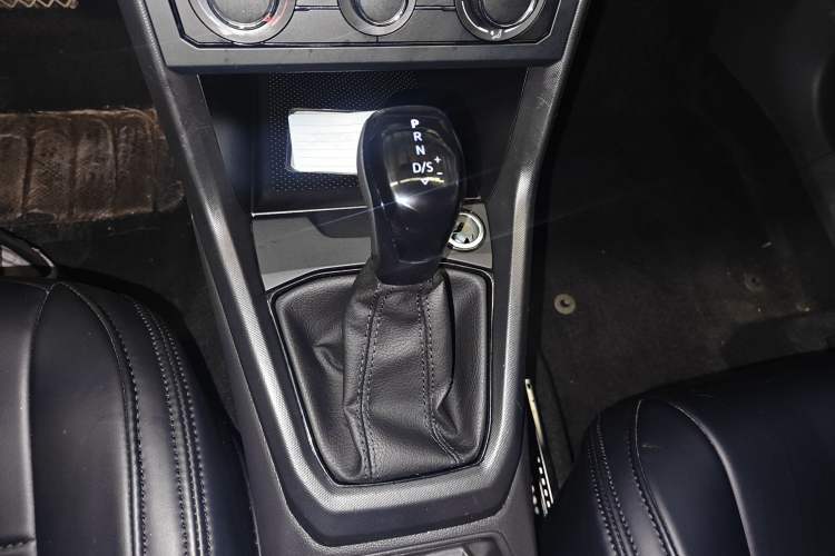 Used Volkswagen T-Cross 2023 Revised 1.5L Automatic Fashion Edition Gear Lever