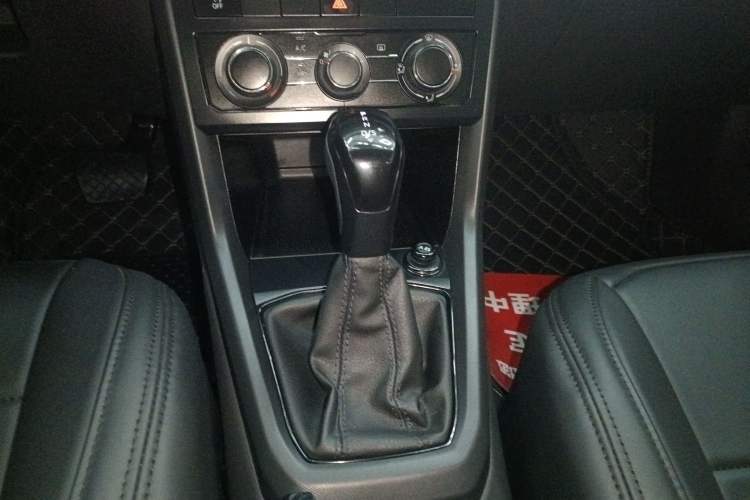 Used Volkswagen T-Cross 2023 Revised 1.5L Automatic Fashion Edition Gear Lever