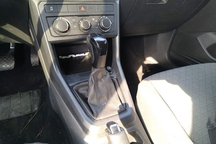 Used Volkswagen T-Cross 2023 Revised 1.5L Automatic Fashion Edition Gear Lever