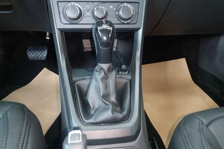 Used Volkswagen T-Cross 2023 Revised 1.5L Automatic Fashion Edition Gear Lever