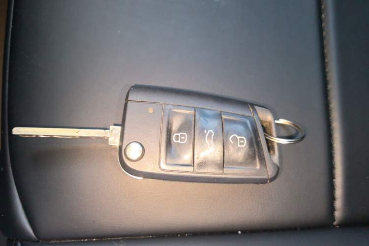 Used Volkswagen T-Cross 2023 Revised 1.5L Automatic Fashion Edition Interior 1