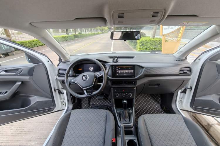 Used Volkswagen T-Cross 2023 Revised 1.5L Automatic Fashion Edition Interior 1