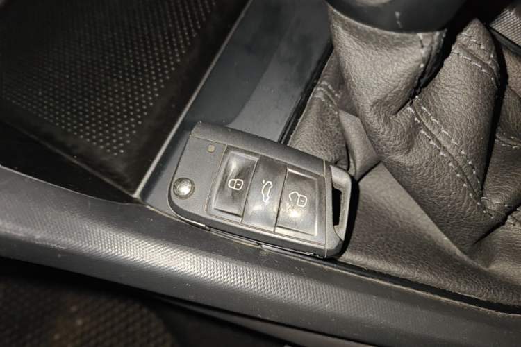 Used Volkswagen T-Cross 2023 Revised 1.5L Automatic Fashion Edition Interior 1