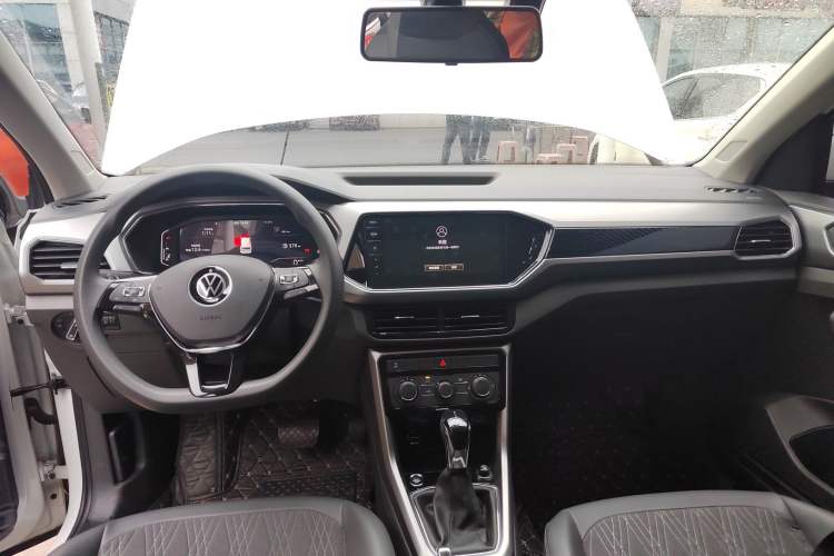 Used Volkswagen T-Cross 2023 300TSI DSG Comfort Edition Interior 2