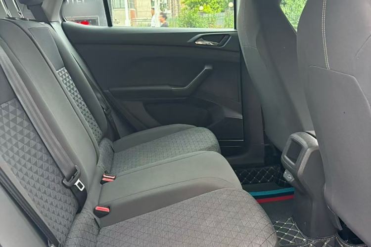 Used Volkswagen T-Cross 2023 Revised 1.5L Automatic Fashion Edition Interior 3
