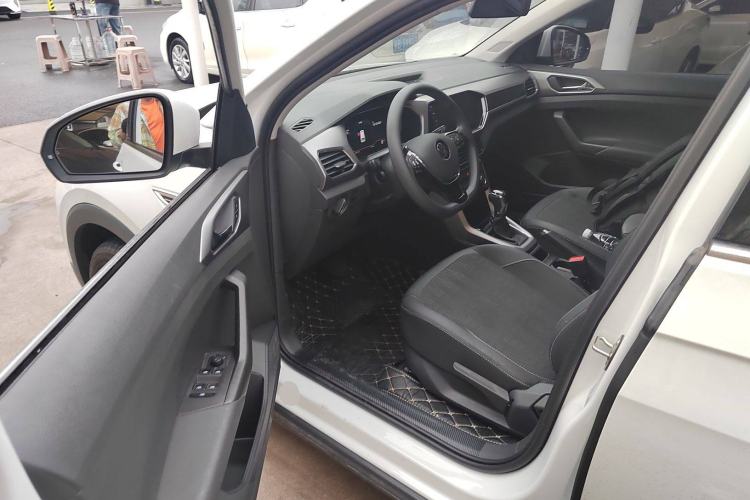 Used Volkswagen T-Cross 2023 300TSI DSG Comfort Edition Interior 3