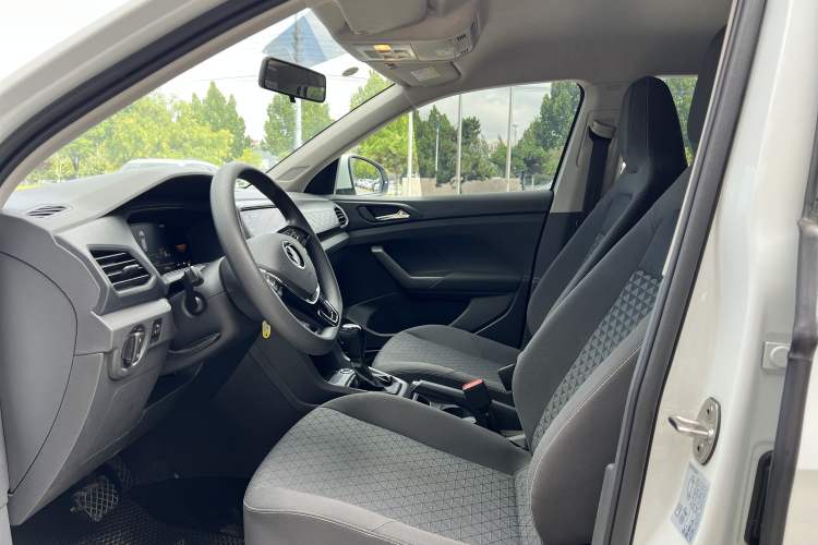 Used Volkswagen T-Cross 2023 Revised 1.5L Automatic Fashion Edition Interior 3