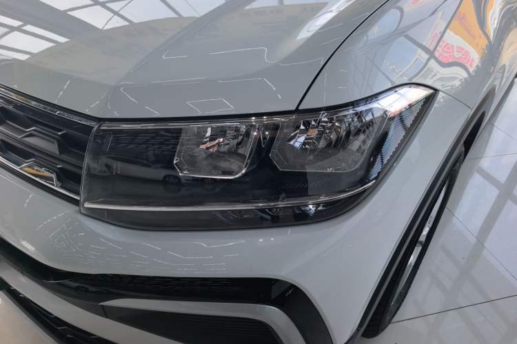 Used Volkswagen T-Cross 2023 Revised 1.5L Automatic Fashion Edition Left Front Headlight