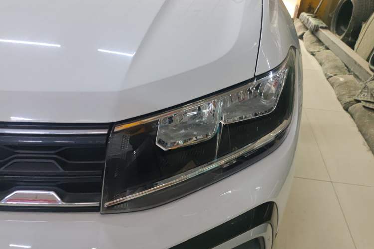 Used Volkswagen T-Cross 2023 1.5L Automatic Fashion Edition Left Front Headlight