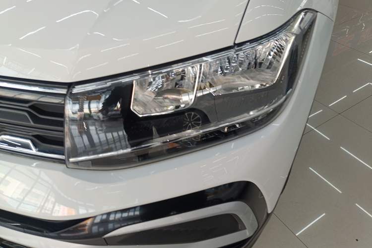 Used Volkswagen T-Cross 2023 Revised 1.5L Automatic Fashion Edition Left Front Headlight