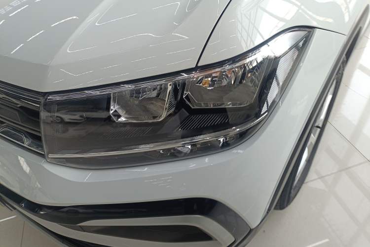 Used Volkswagen T-Cross 2023 Revised 1.5L Automatic Fashion Edition Left Front Headlight