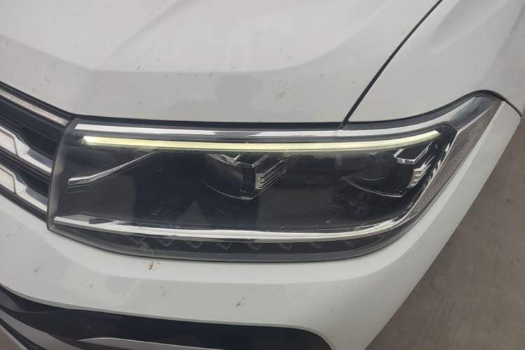 Used Volkswagen T-Cross 2023 300TSI DSG Comfort Edition Left Front Headlight