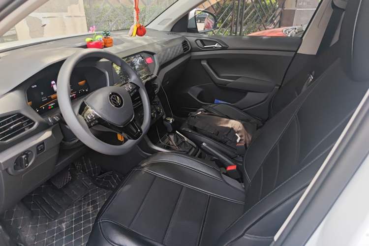 Used Volkswagen T-Cross 2023 Revised 1.5L Automatic Fashion Edition Left Front Seat