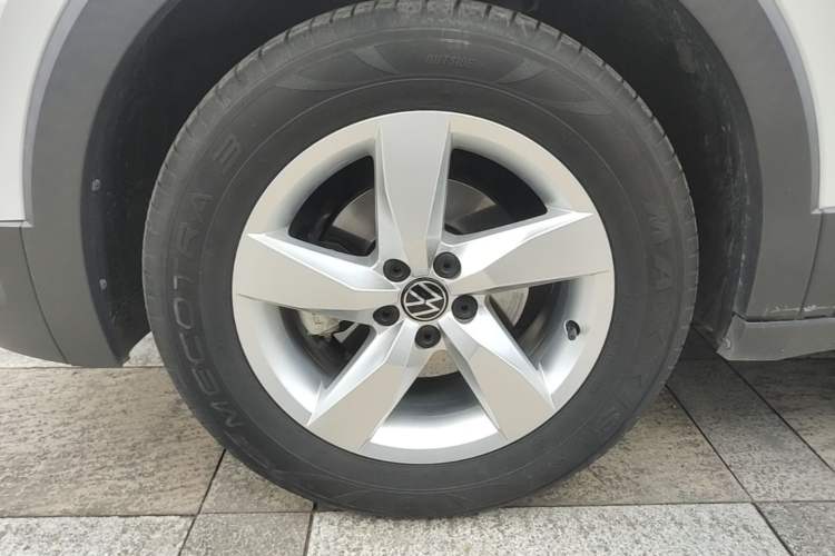 Used Volkswagen T-Cross 2023 Revised 1.5L Automatic Fashion Edition Left Front Wheel Hub