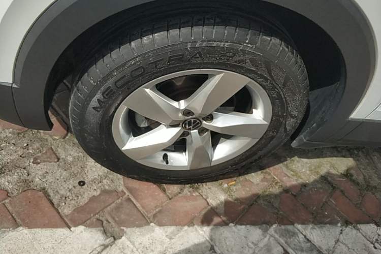 Used Volkswagen T-Cross 2023 Revised 1.5L Automatic Fashion Edition Left Front Wheel Hub
