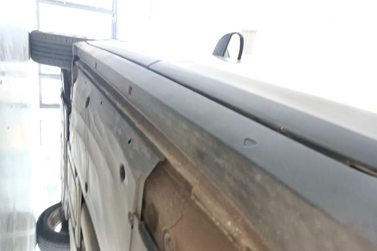 Used Volkswagen T-Cross 2023 300TSI DSG Comfort Edition Left Side Sill