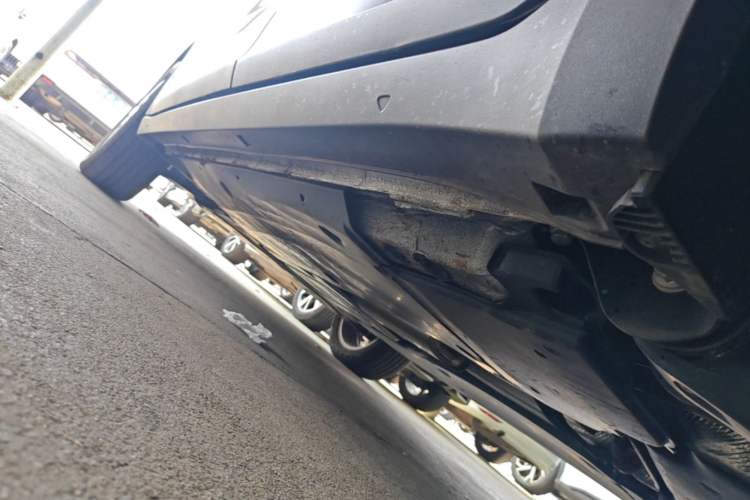 Used Volkswagen T-Cross 2023 300TSI DSG Comfort Edition Left Side Sill