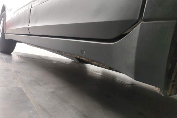 Used Volkswagen T-Cross 2023 Revised 1.5L Automatic Fashion Edition Left Side Sill